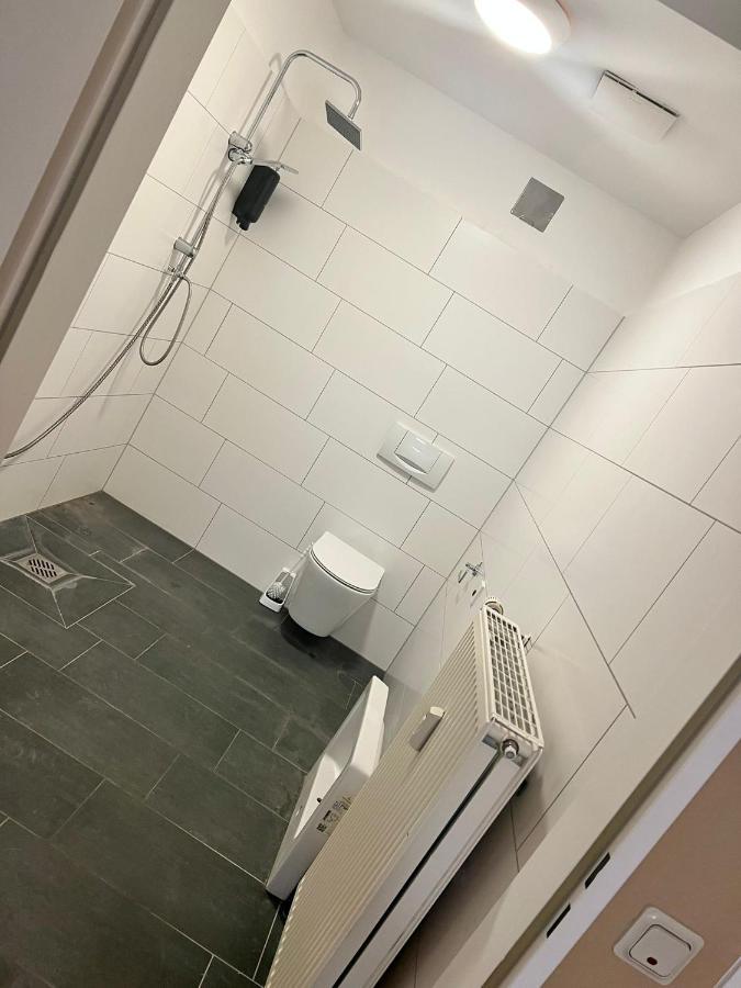 Zimmer In Ramstein Extérieur photo