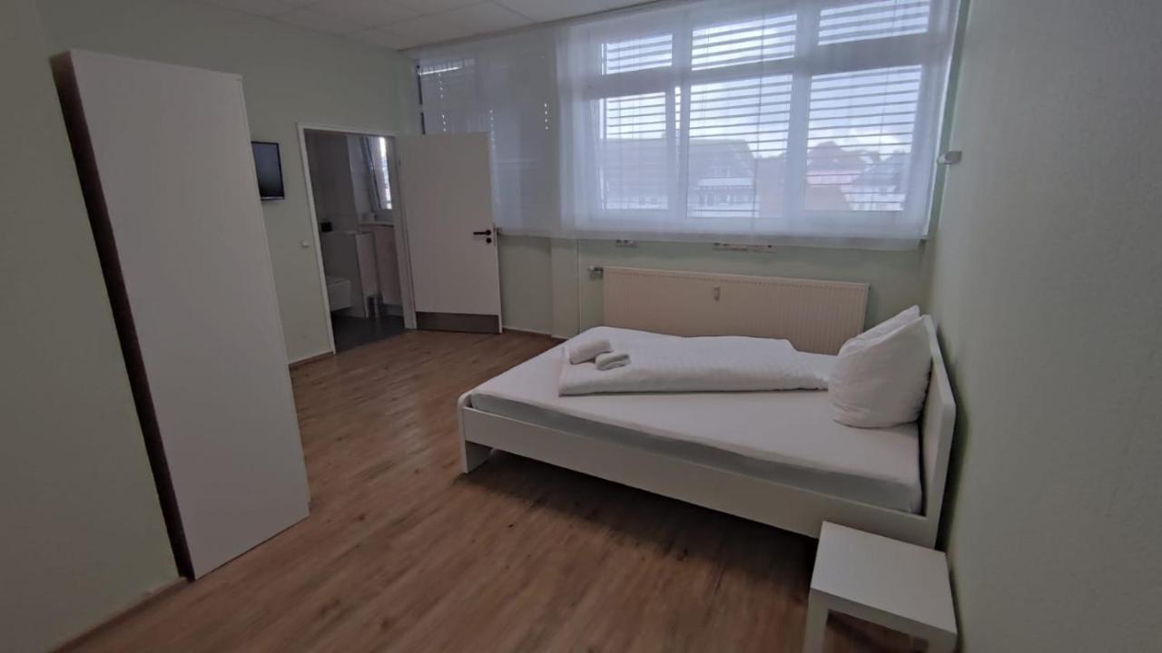 Zimmer In Ramstein Extérieur photo