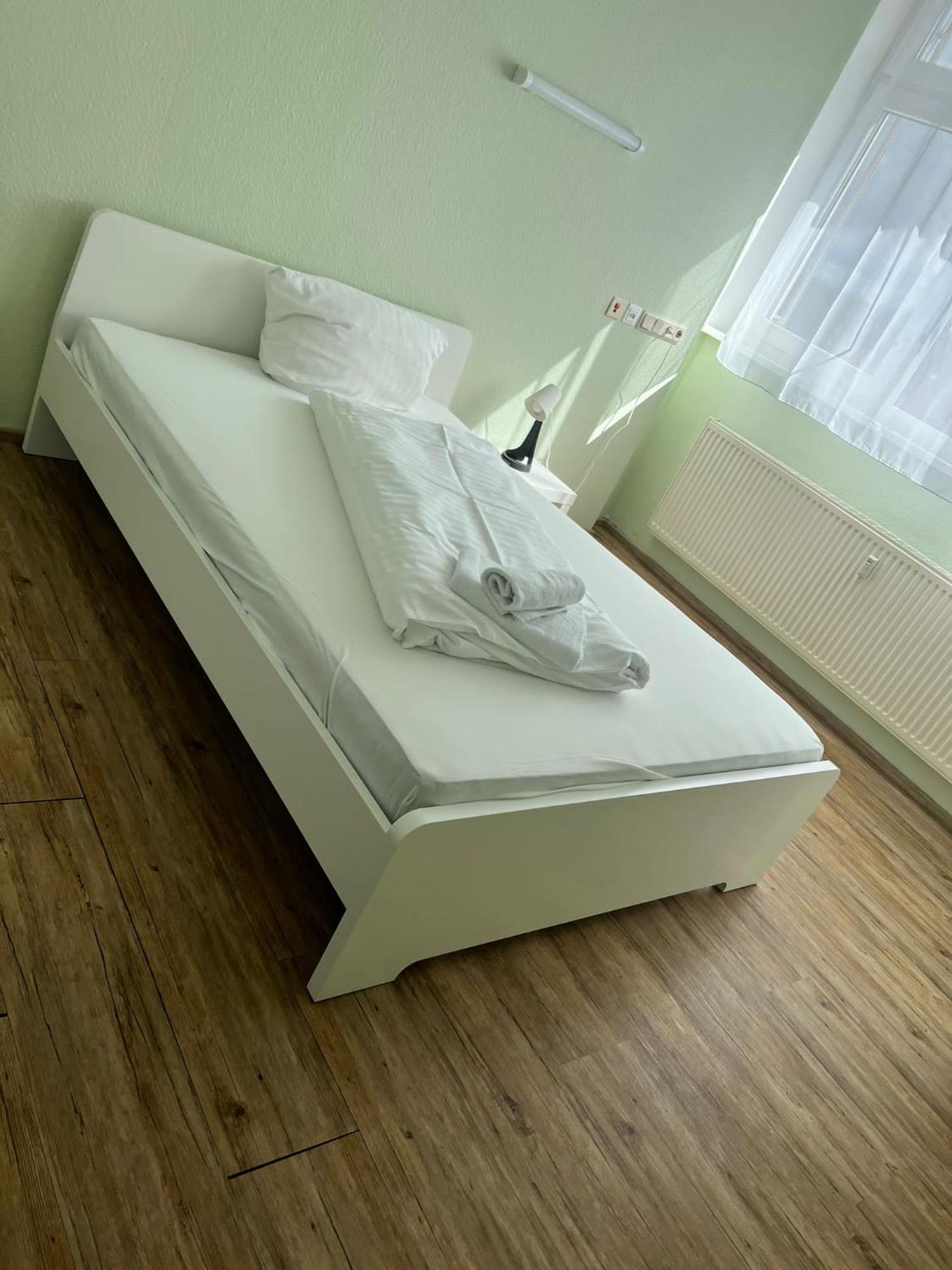 Zimmer In Ramstein Extérieur photo