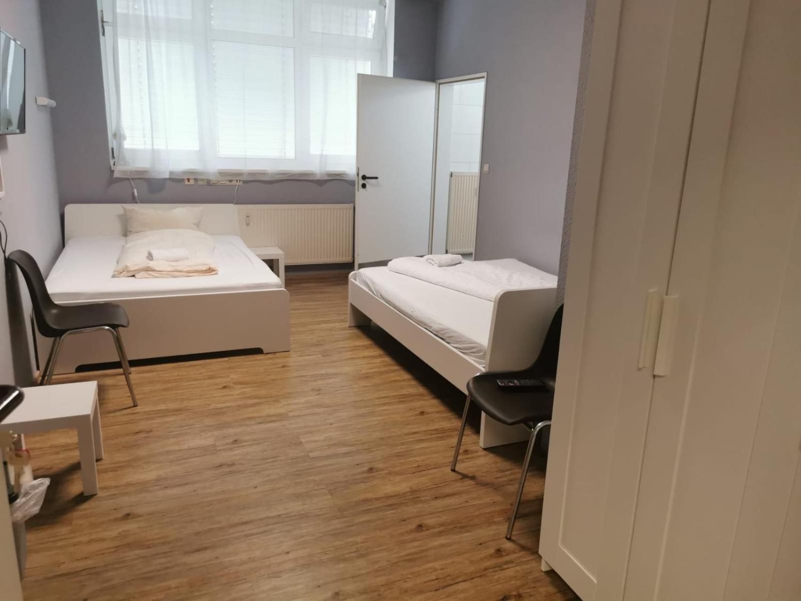 Zimmer In Ramstein Chambre photo